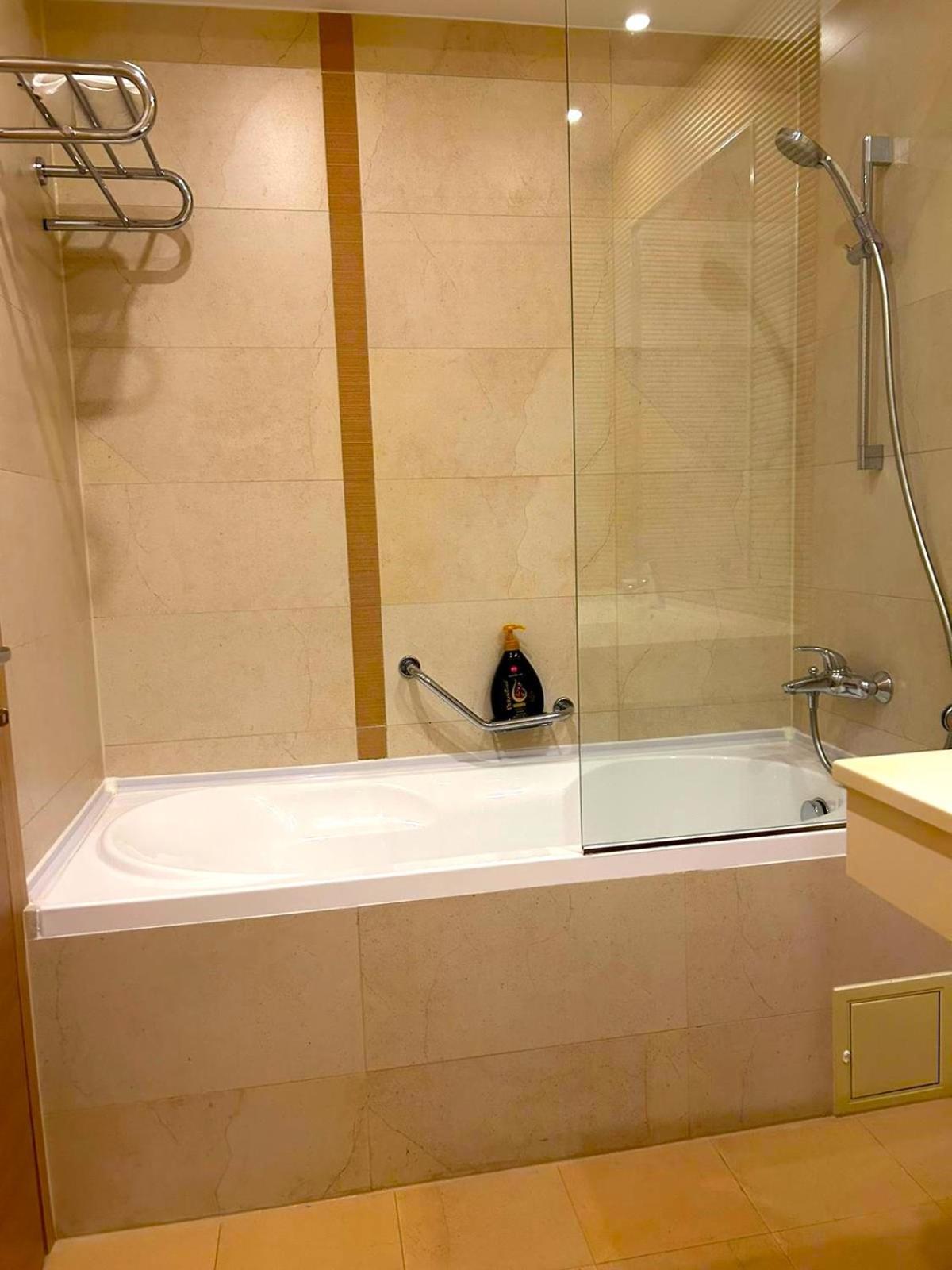 Yamaluxe Apartments - Silent & Warm With Many Facilities Bucarest Exterior foto